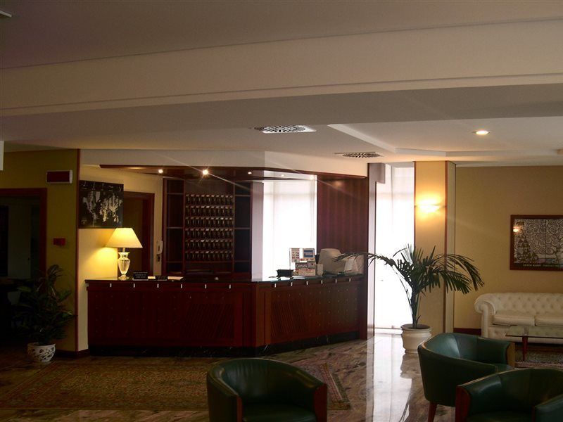 Hotel Audi Frontemare ริมินี ภายนอก รูปภาพ